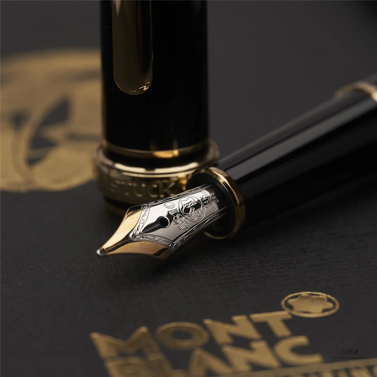 Montblanc Meisterstück Wedding Fountain Pen Set Black Resin Gold ID 104150 - Image 6